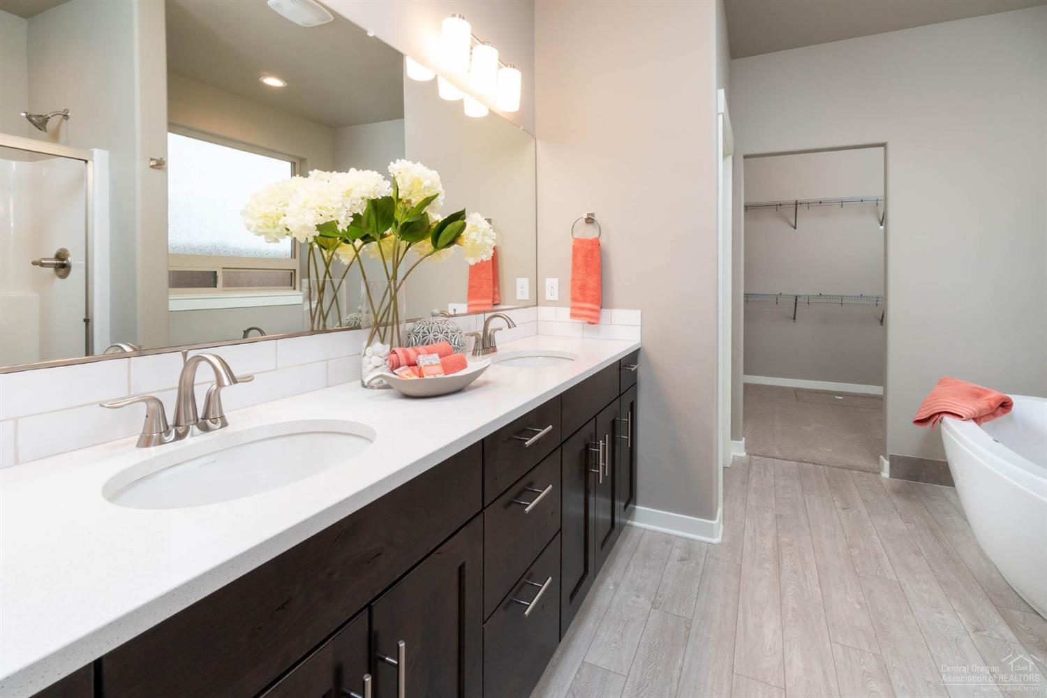 Triple Ridge - Residential