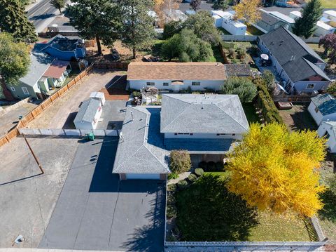 Tiny photo for 1721 Homedale Road, Klamath Falls, OR 97603 (MLS # 220211002)