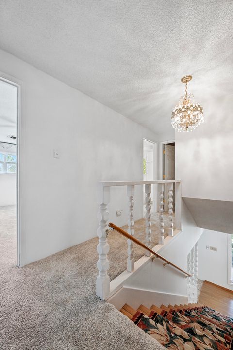 Tiny photo for 1721 Homedale Road, Klamath Falls, OR 97603 (MLS # 220211002)