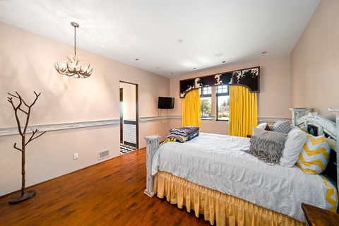 Tiny photo for 8055 SW Powell Butte Highway, Powell Butte, OR 97753 (MLS # 201907042)