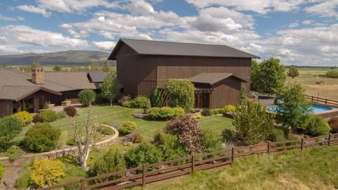 Tiny photo for 8055 SW Powell Butte Highway, Powell Butte, OR 97753 (MLS # 201907042)