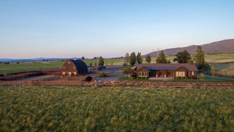 Tiny photo for 8055 SW Powell Butte Highway, Powell Butte, OR 97753 (MLS # 201907042)