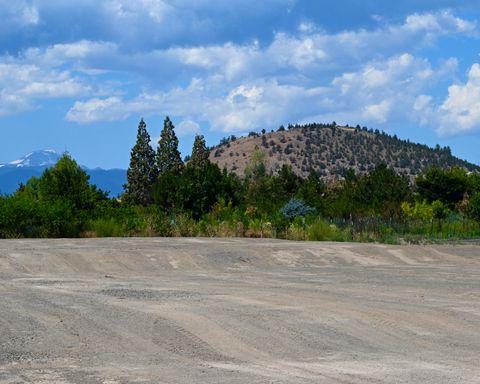Tiny photo for 21497 OConnor Way, Bend, OR 97701 (MLS # 220220074)