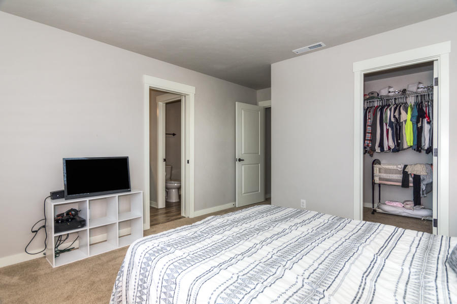 Deer Crossing - Residential