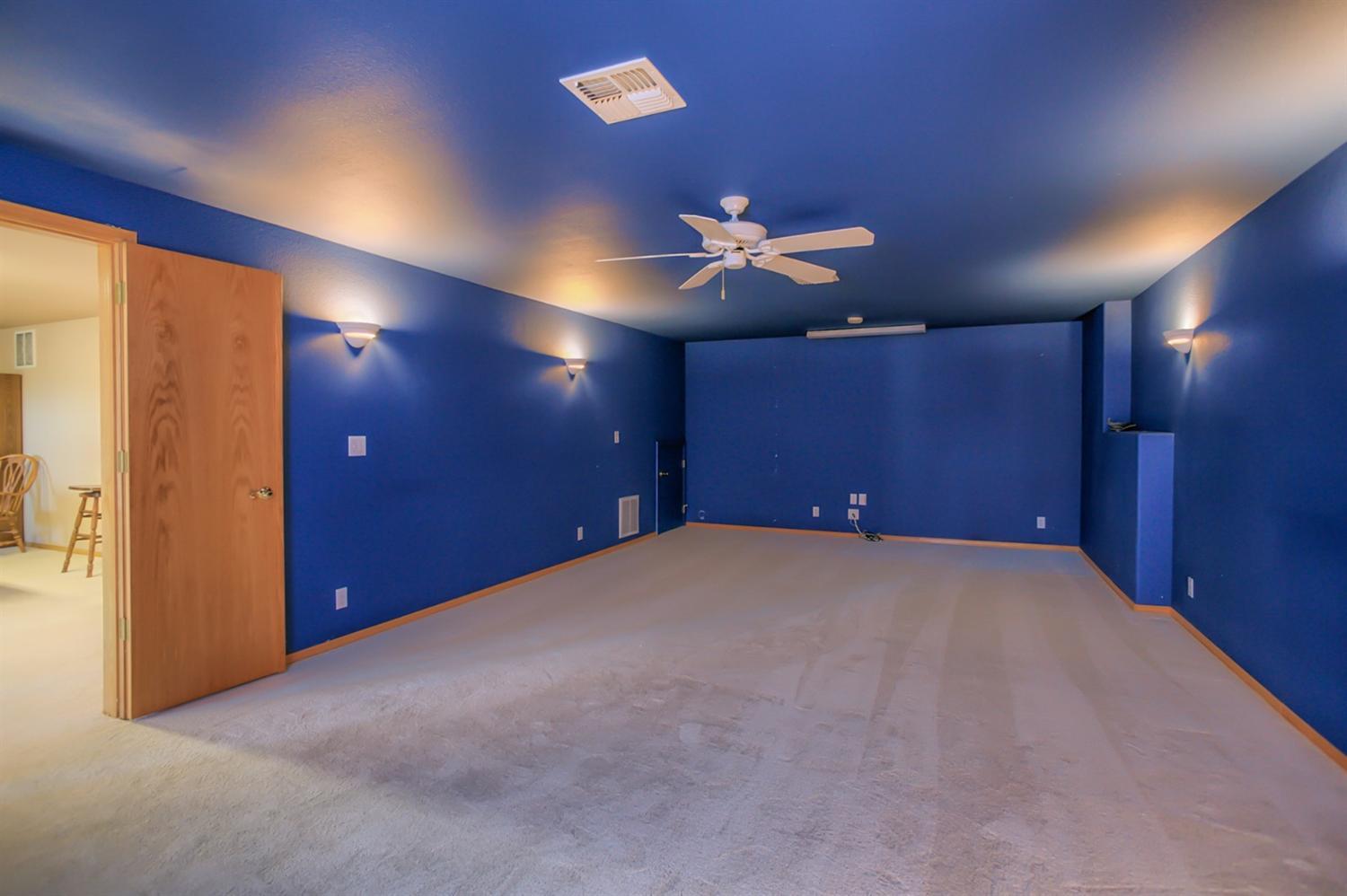 Paradise Valley Estates - Residential