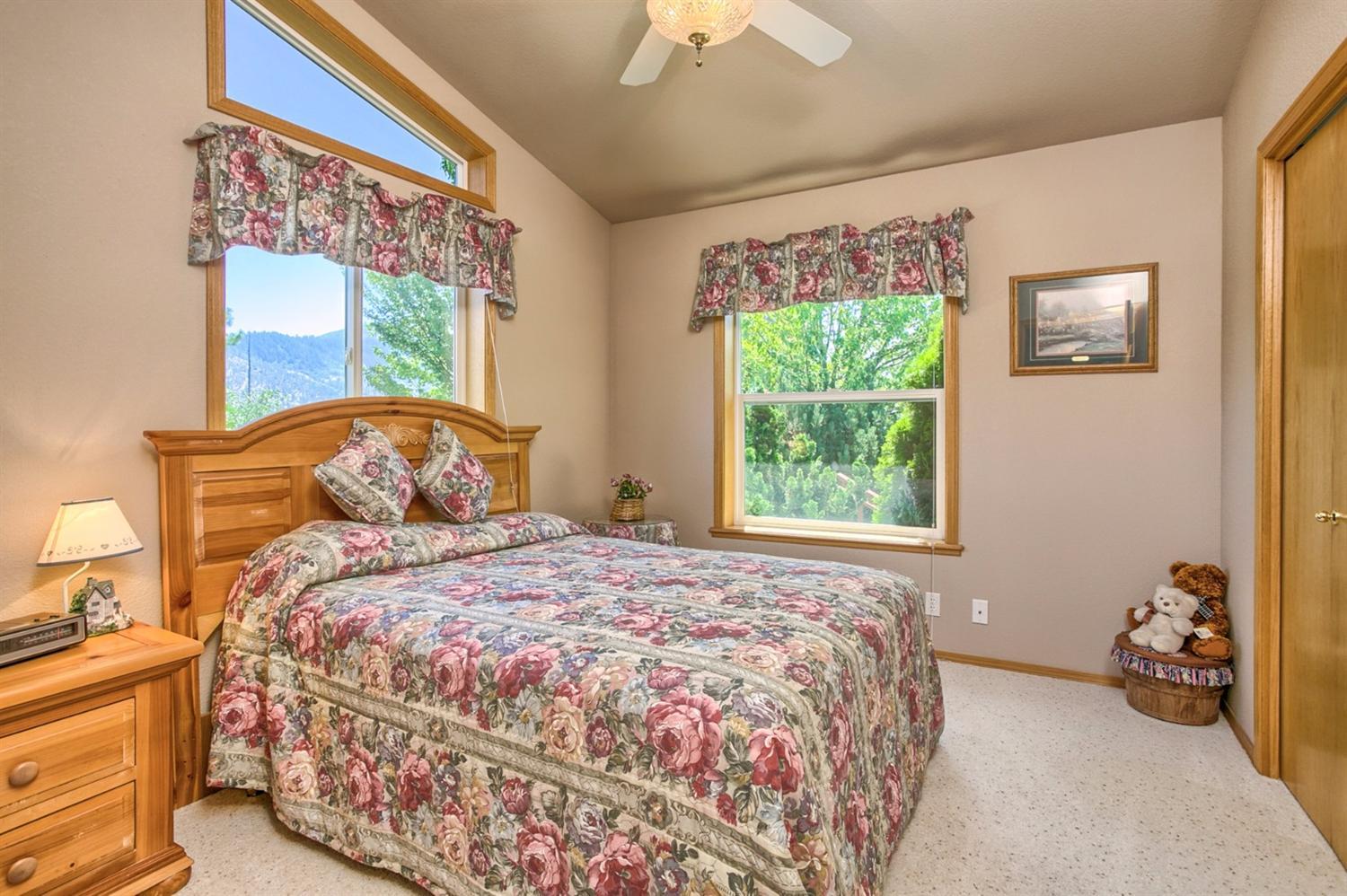 Paradise Valley Estates - Residential