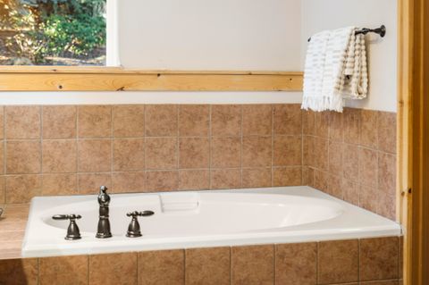 Tiny photo for 1895 Murrelet Drive, Redmond, OR 97756 (MLS # 220213870)