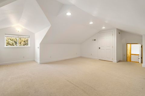 Tiny photo for 1895 Murrelet Drive, Redmond, OR 97756 (MLS # 220213870)