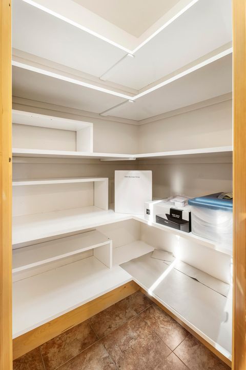 Tiny photo for 1895 Murrelet Drive, Redmond, OR 97756 (MLS # 220213870)