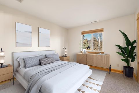 Tiny photo for 1895 Murrelet Drive, Redmond, OR 97756 (MLS # 220213870)