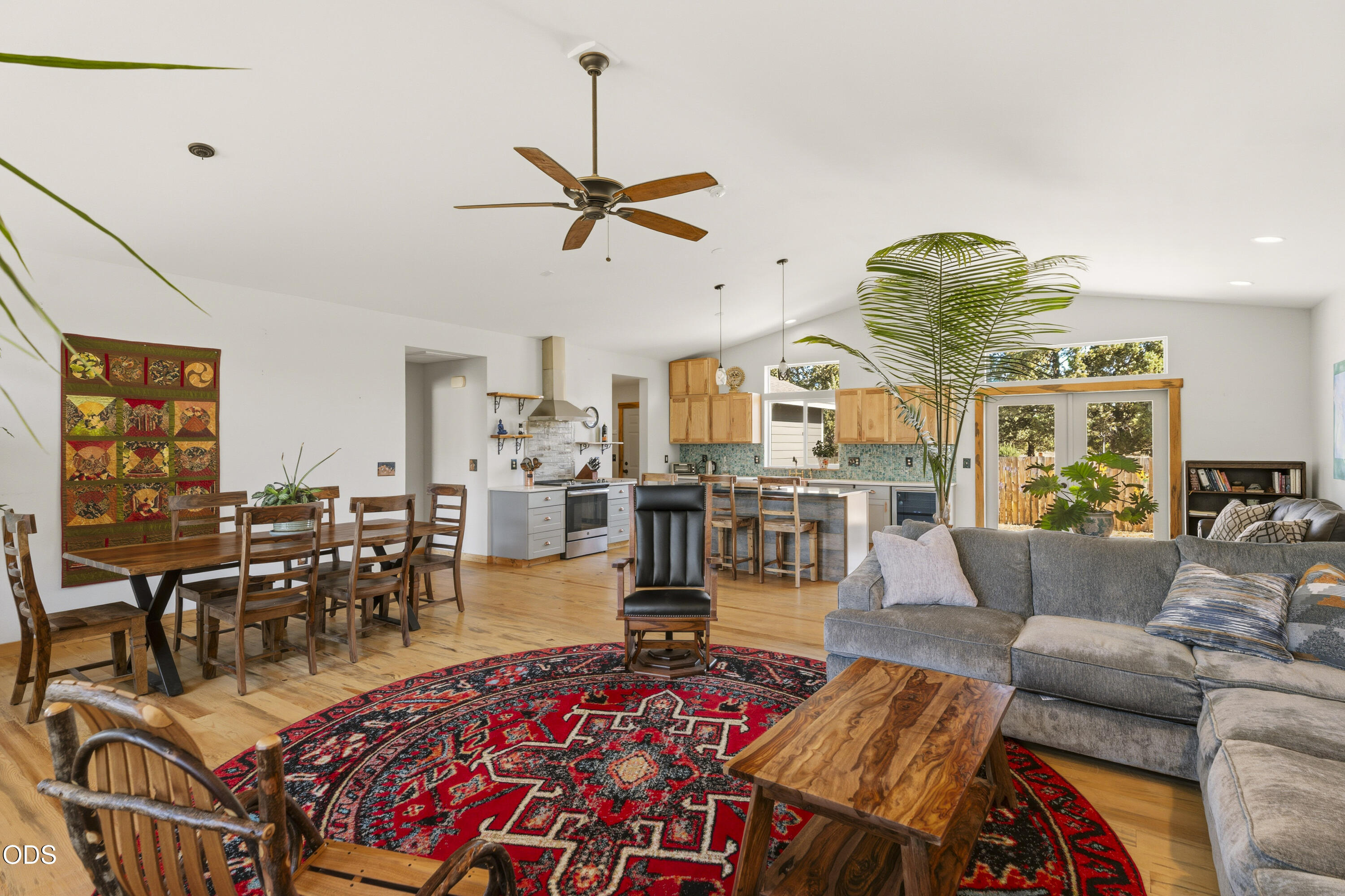 14557 SW Pony Trail