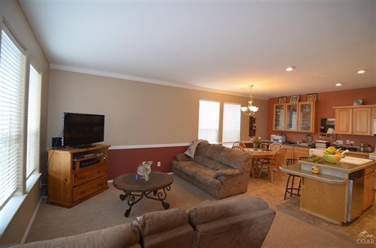 Pines At Sisters - Residential