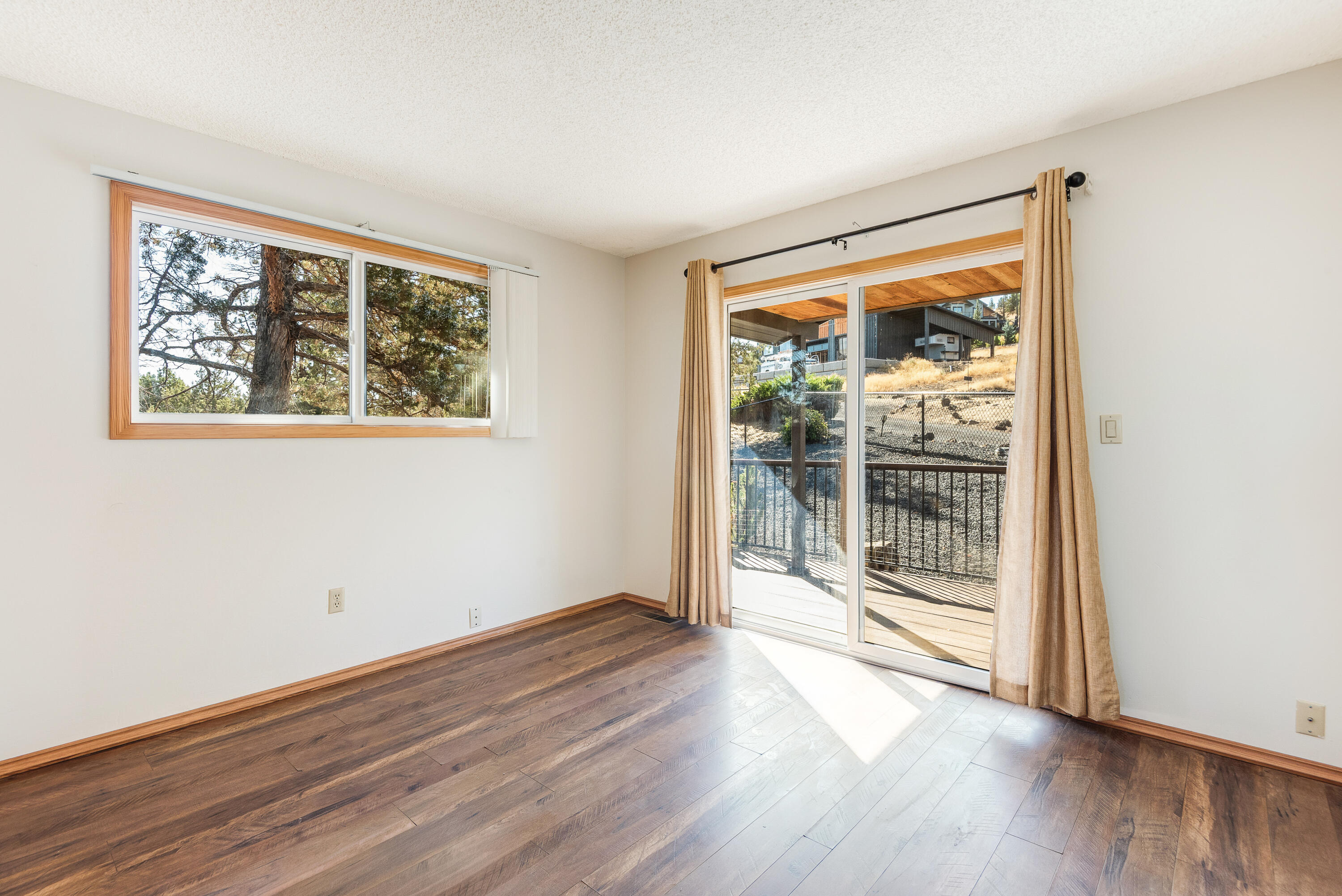 Cinder Butte Est - Residential