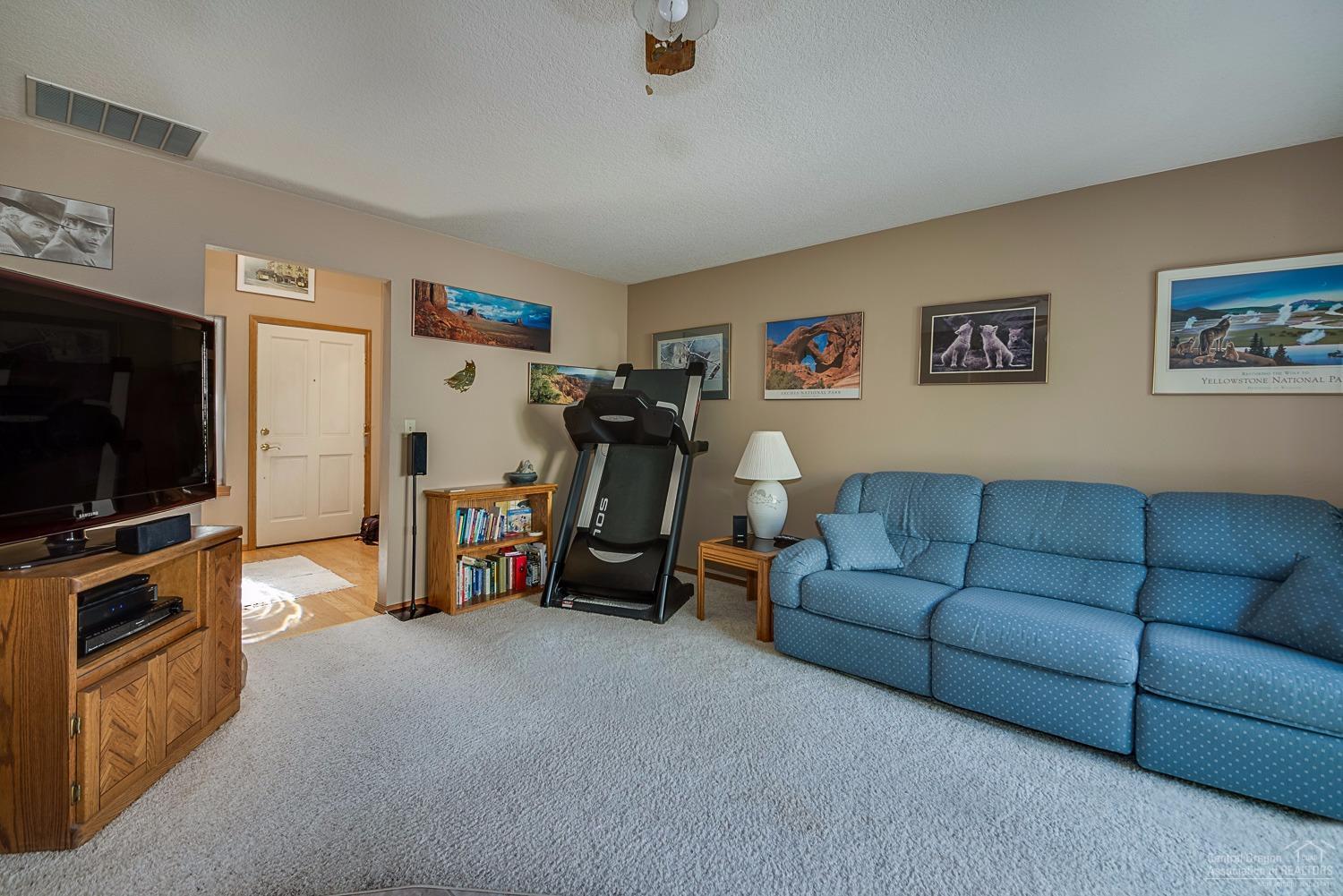 Deer Pointe Village - Residential