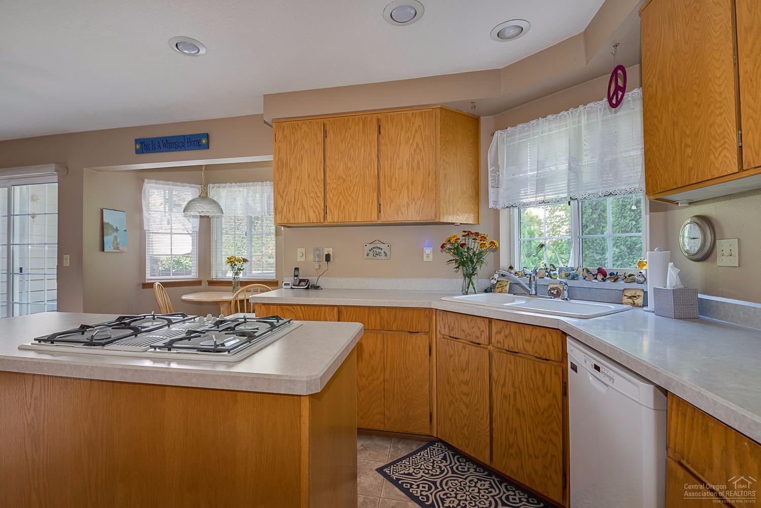 Deer Pointe Village - Residential