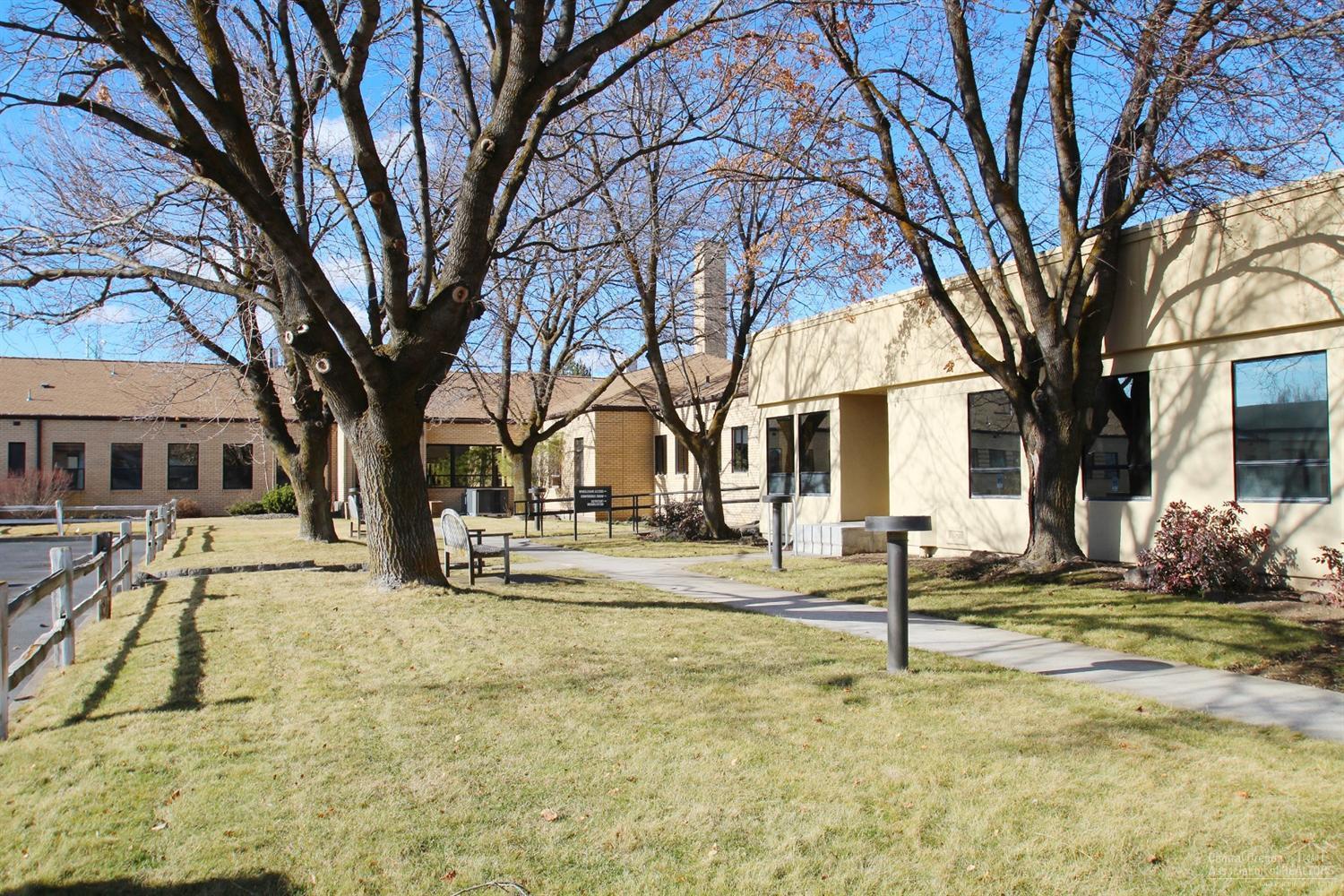 Pioneer Heights - Commercial Sale