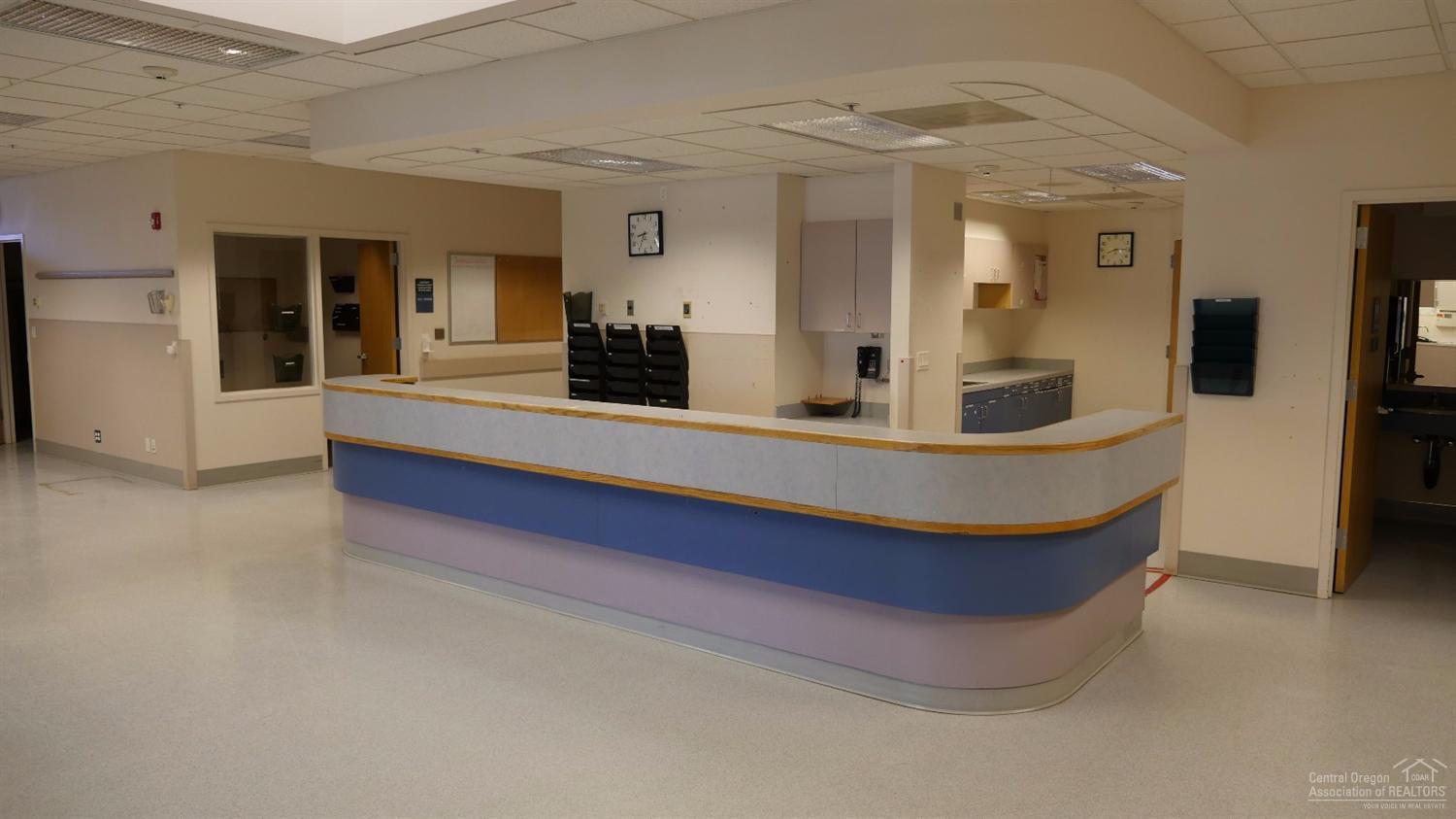 Pioneer Heights - Commercial Sale