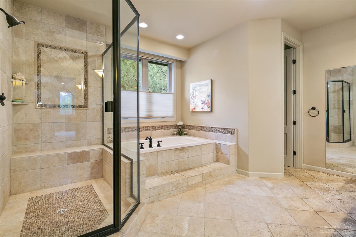 Broken Top - Residential