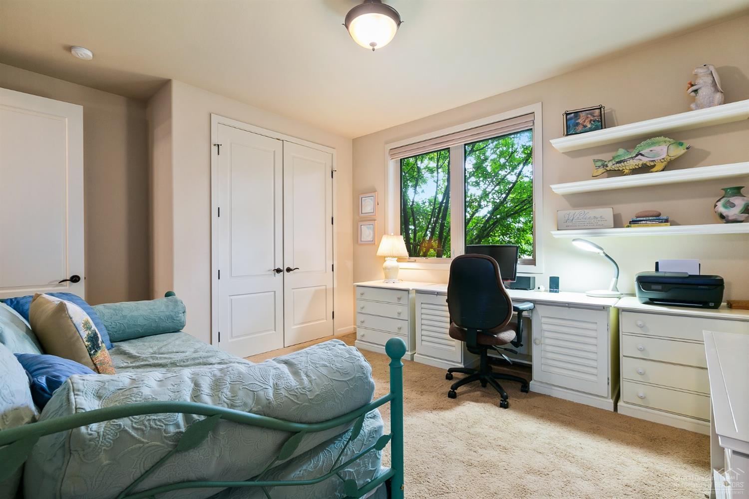 Broken Top - Residential