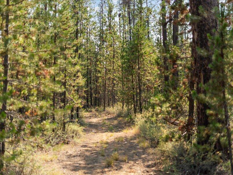 Parkway Acres - Land