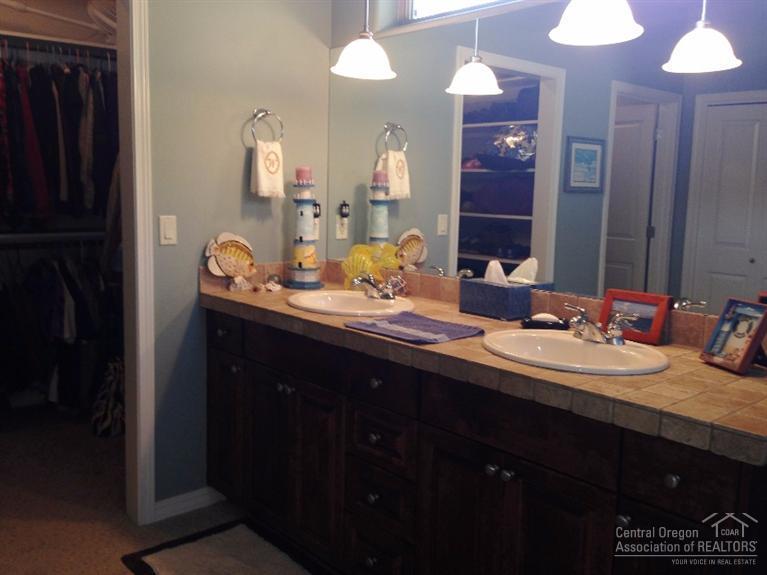 Eagle Crest - Residential