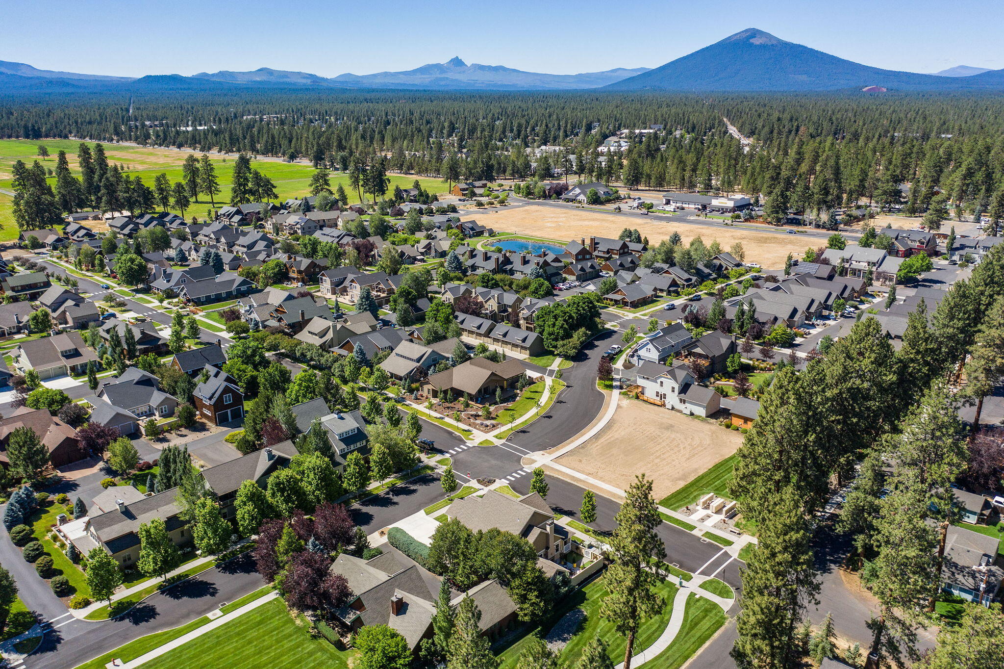 Pine Meadow Vill - Residential