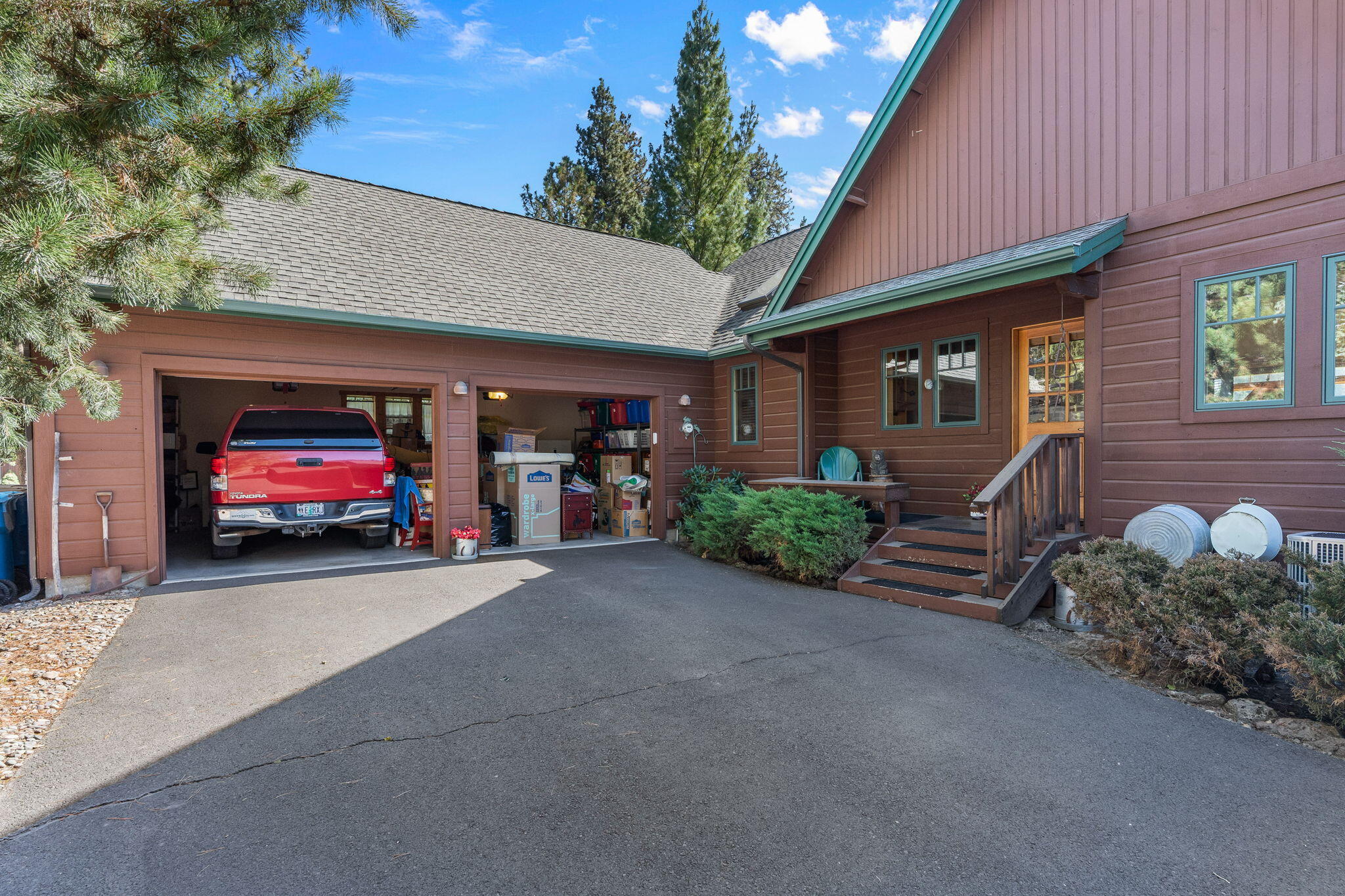 Pine Meadow Vill - Residential