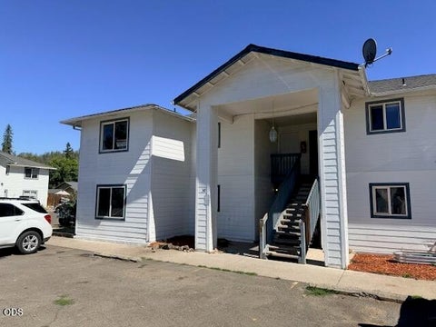 Photo of 30 Dion Court #3, Shady Cove, OR 97539 (MLS # 220228627)