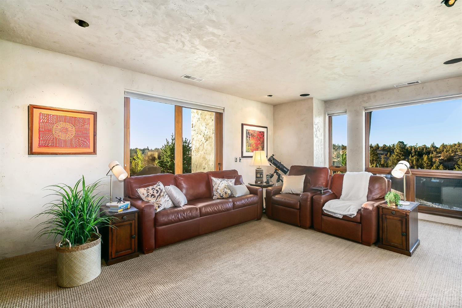 Deschutes River Ranc - Residential