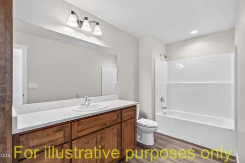 Tiny photo for 953 Honey Bee Street, Medford, OR 97501 (MLS # 220226804)