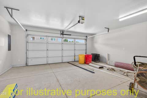 Tiny photo for 953 Honey Bee Street, Medford, OR 97501 (MLS # 220226804)