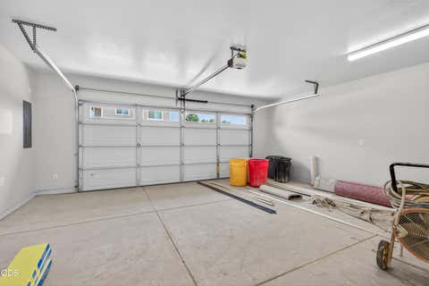 Tiny photo for 953 Honey Bee Street, Medford, OR 97501 (MLS # 220226804)
