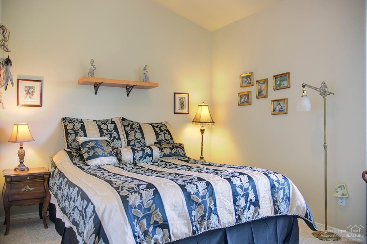 Hollow Pine Estate - Residential