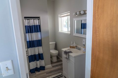 Tiny photo for 1921 Regina Way, Grants Pass, OR 97527 (MLS # 220224233)