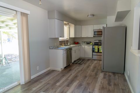 Tiny photo for 1921 Regina Way, Grants Pass, OR 97527 (MLS # 220224233)