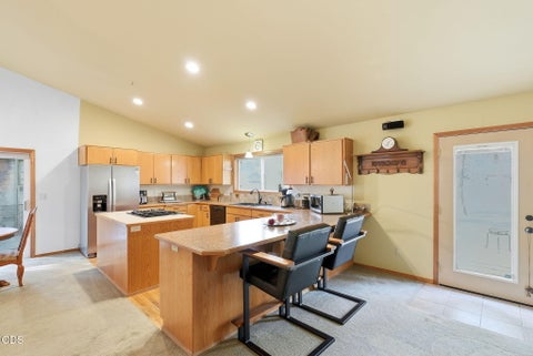 Tiny photo for 69341 Silver Spur Spur, Sisters, OR 97759 (MLS # 220226563)