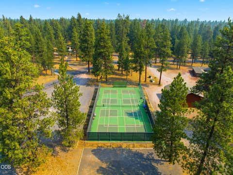 Tiny photo for 69341 Silver Spur Spur, Sisters, OR 97759 (MLS # 220226563)