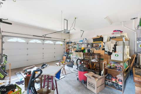 Tiny photo for 69341 Silver Spur Spur, Sisters, OR 97759 (MLS # 220226563)