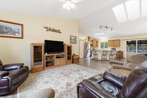 Tiny photo for 51475 Wheeler Road, La Pine, OR 97739 (MLS # 220216498)