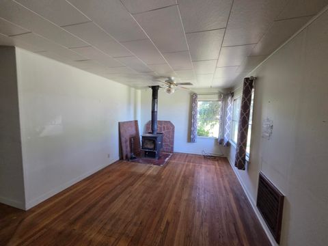 Tiny photo for 9143 Shady Pine Road, Klamath Falls, OR 97601 (MLS # 220220018)