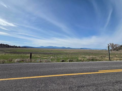 Tiny photo for 9143 Shady Pine Road, Klamath Falls, OR 97601 (MLS # 220220018)