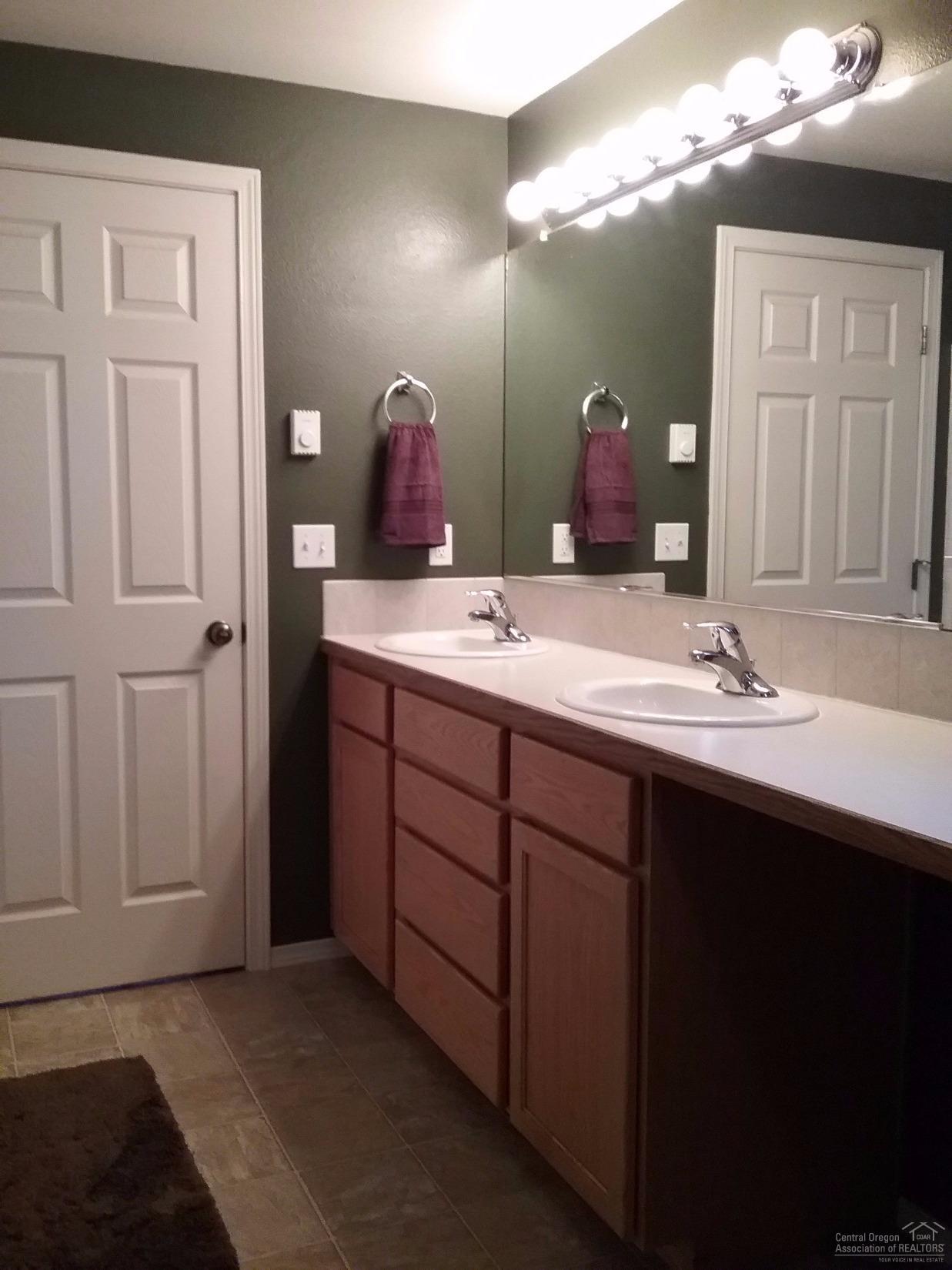 Golden Horseshoe - Residential