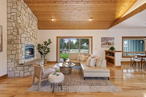 Tiny photo for 60995 Ward Road, Bend, OR 97702 (MLS # 220213892)