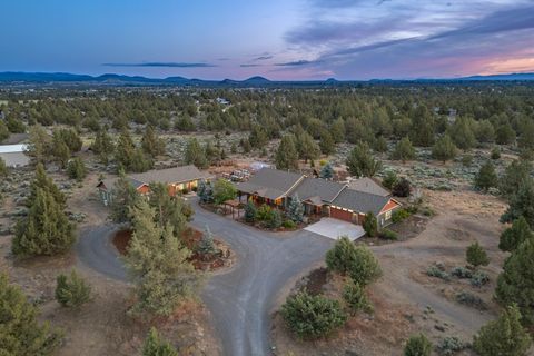 Tiny photo for 60995 Ward Road, Bend, OR 97702 (MLS # 220213892)