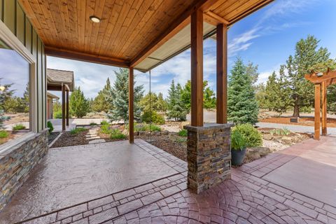 Tiny photo for 60995 Ward Road, Bend, OR 97702 (MLS # 220213892)