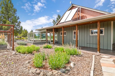 Tiny photo for 60995 Ward Road, Bend, OR 97702 (MLS # 220213892)