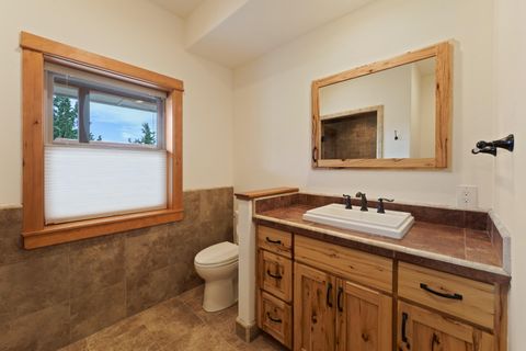 Tiny photo for 60995 Ward Road, Bend, OR 97702 (MLS # 220213892)