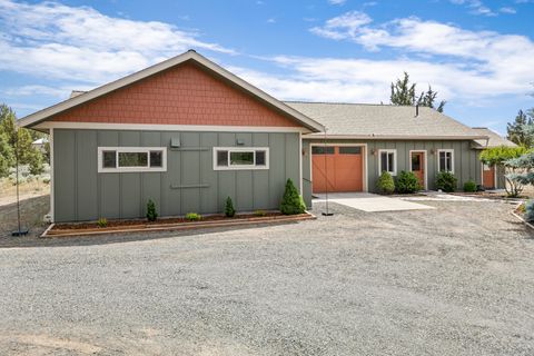 Tiny photo for 60995 Ward Road, Bend, OR 97702 (MLS # 220213892)