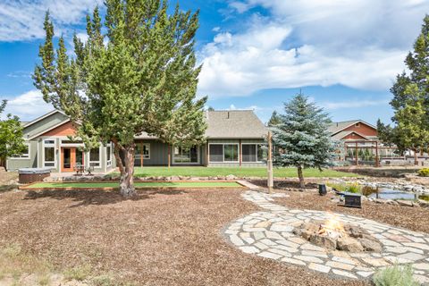 Tiny photo for 60995 Ward Road, Bend, OR 97702 (MLS # 220213892)