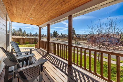 Tiny photo for 2902 NE Pinnacle Place, Bend, OR 97701 (MLS # 220221207)